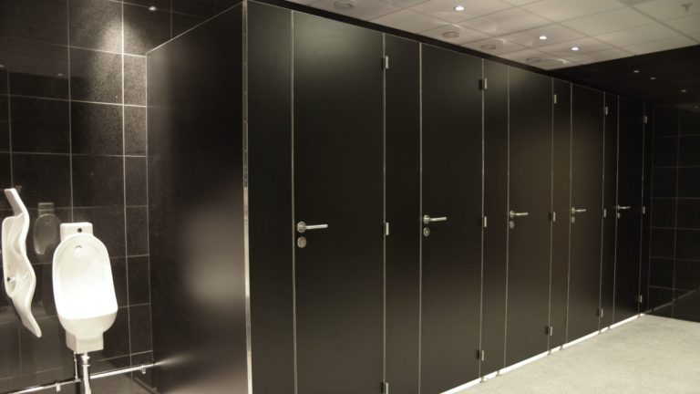 Eltete - Hienostunut LTT Inox rst profiileilla jakoseinä